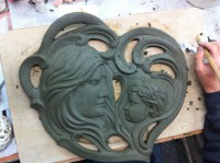 /album/lavorazione-arigianale-della-porcellana-di-capodimonte-/produzione-sculture-statue-capoletto-figurine-oggettistica-da-regalo-in-porcellana-di-capodimonte-jpg/